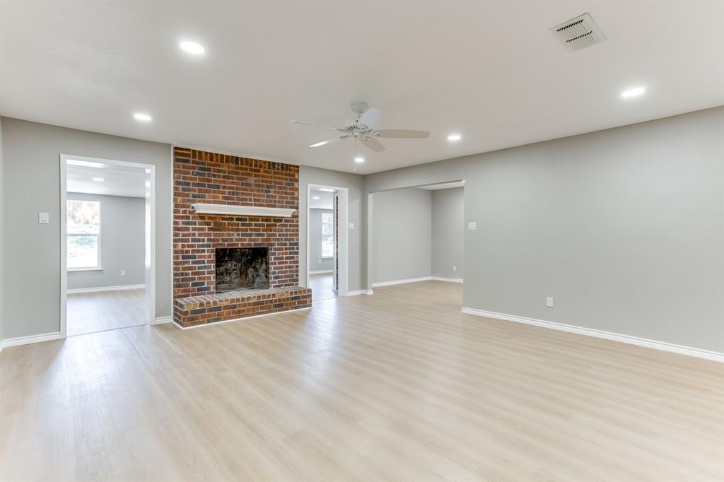 2709 Springbrooke Drive Hurst, TX 76054 - Photo 5 of 40