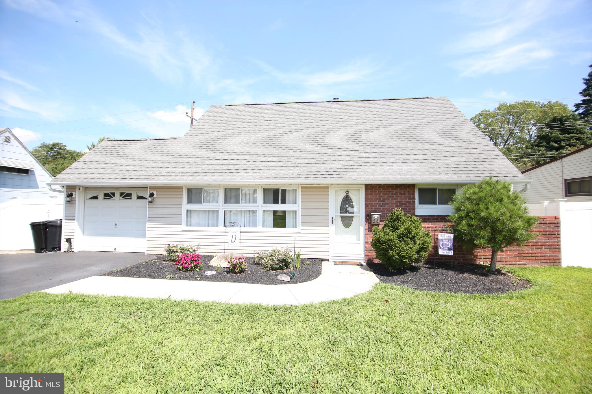 36 Quickset Road Levittown, PA 19057 - Photo 2 of 19 Gallery Image 2