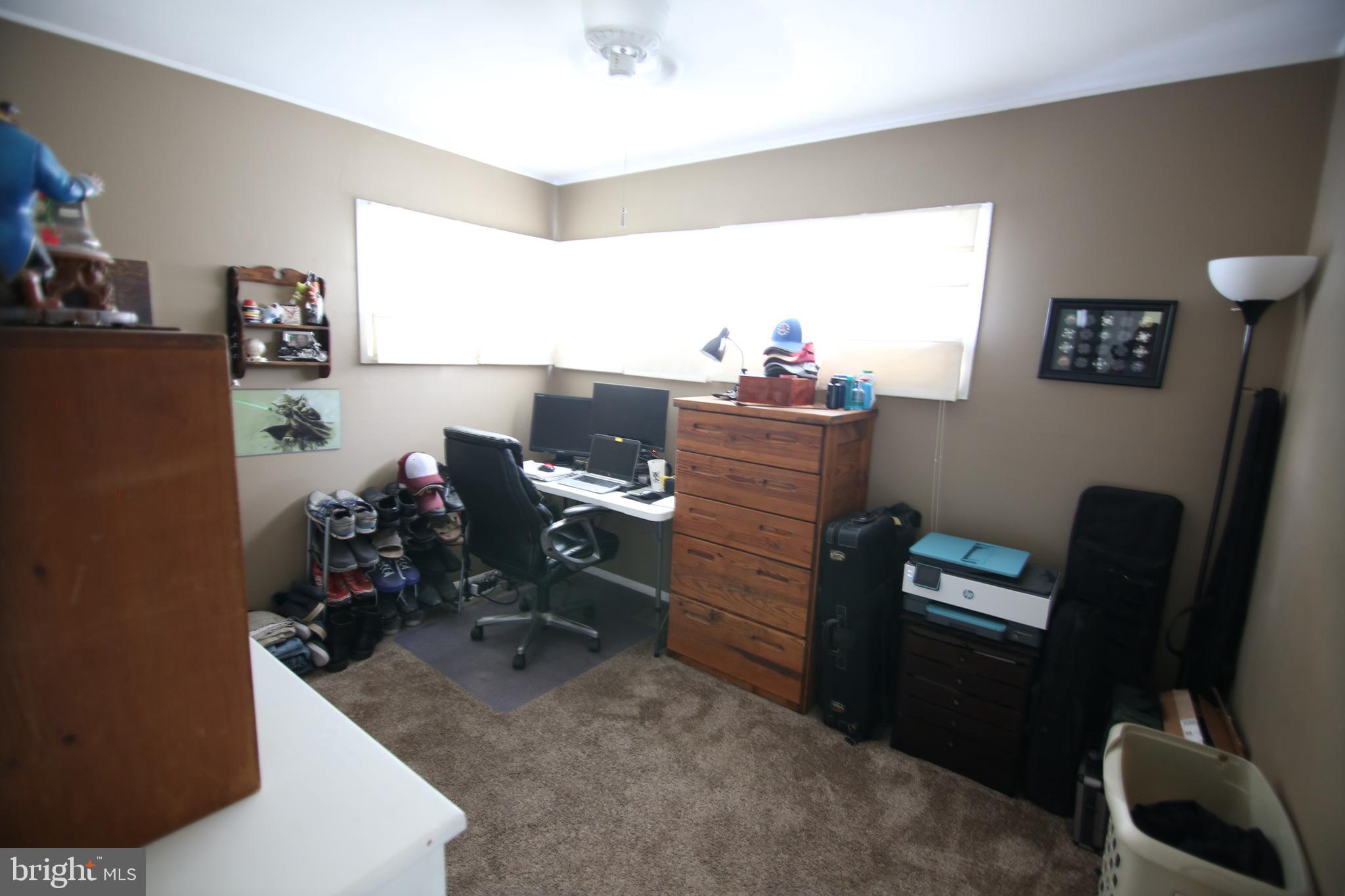 36 Quickset Road Levittown, PA 19057 - Photo 11 of 19 Gallery Image 11