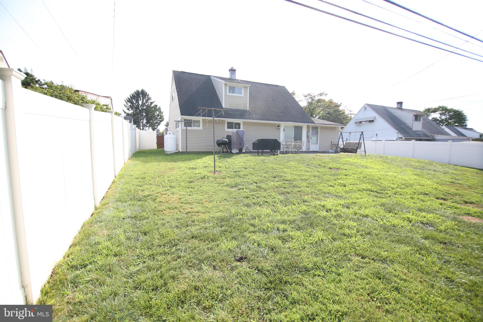 36 Quickset Road Levittown, PA 19057 - Photo 18 of 19 Gallery Image 18