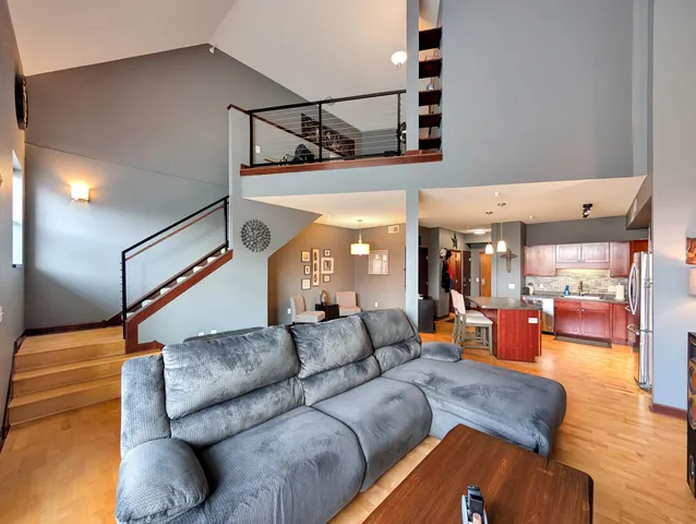 $330,000 | 308 East 18th Street, Unit 305, Minneapolis, MN 55404