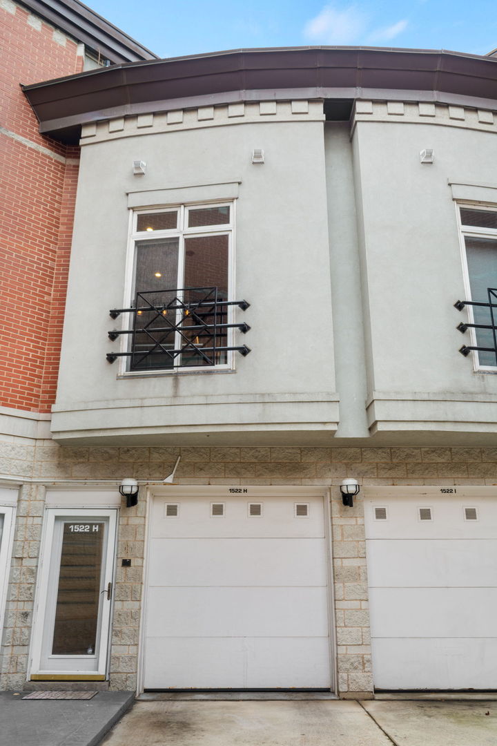 1522 South Prairie Avenue, Unit H Chicago, IL 60605 - Photo 2 of 25