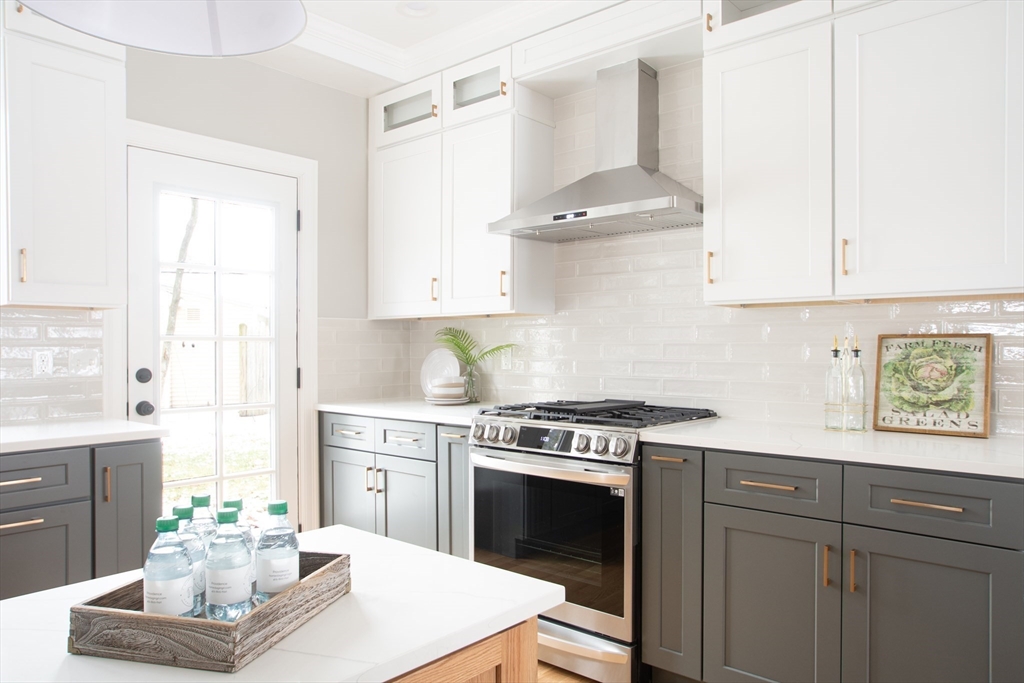 20 Brookdale Road Natick, MA 01760 - Photo 7 of 41 Gallery Image 7
