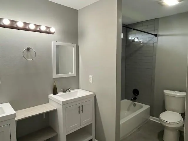 $215,000 | 67 Carriage Lane, Unit B, Destrehan, LA 70047