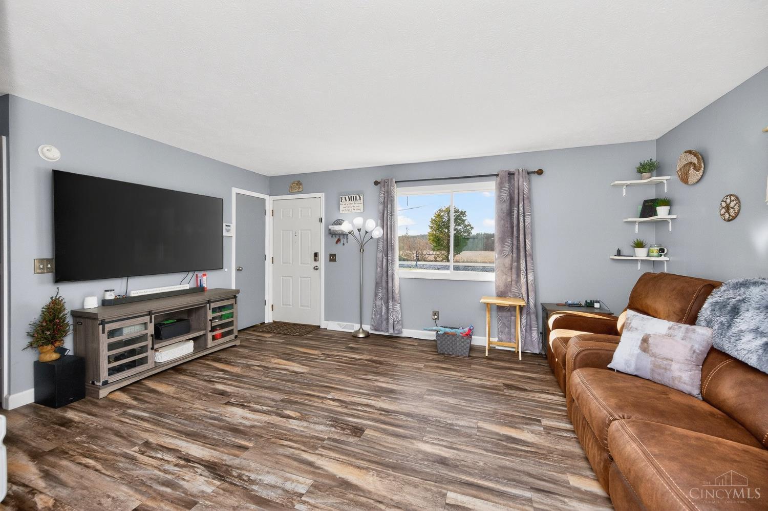 5860 Hutchinson Road Batavia, OH 45103 - Photo 10 of 36