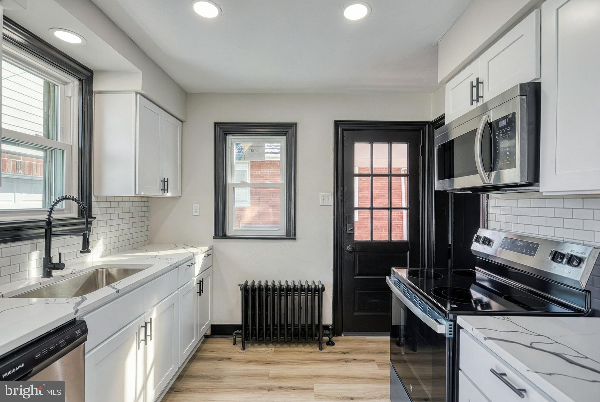 327 Norway Street York, PA 17403 - Photo 23 of 64