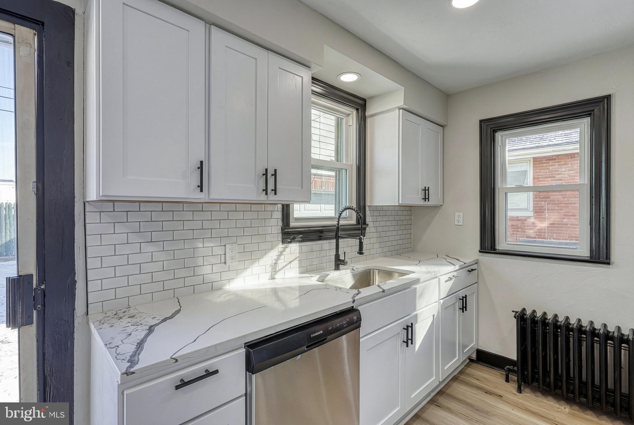 327 Norway Street York, PA 17403 - Photo 25 of 64