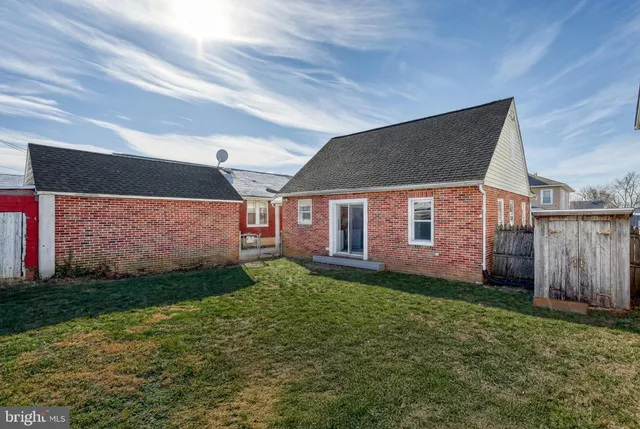 $224,900 | 327 Norway Street, York, PA 17403