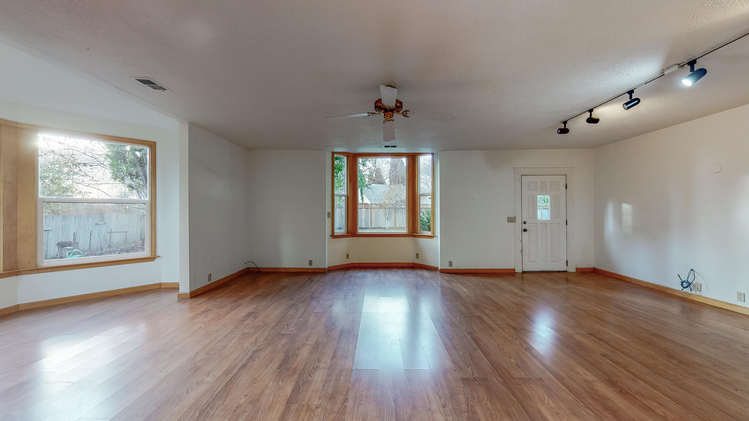 52 Redmond Road Eureka, CA 95503 - Photo 11 of 65 52 Redmond Road-110