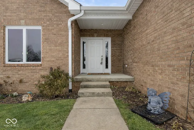 $339,900 | 6206 Regency Drive, Columbus, IN 47203