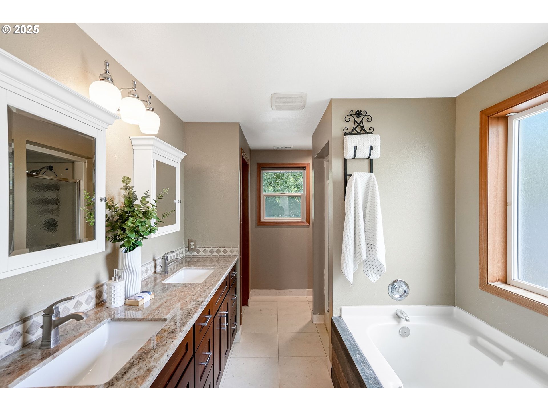 2007 Chase Loop Southwest Albany, OR 97321 - Photo 27 of 41