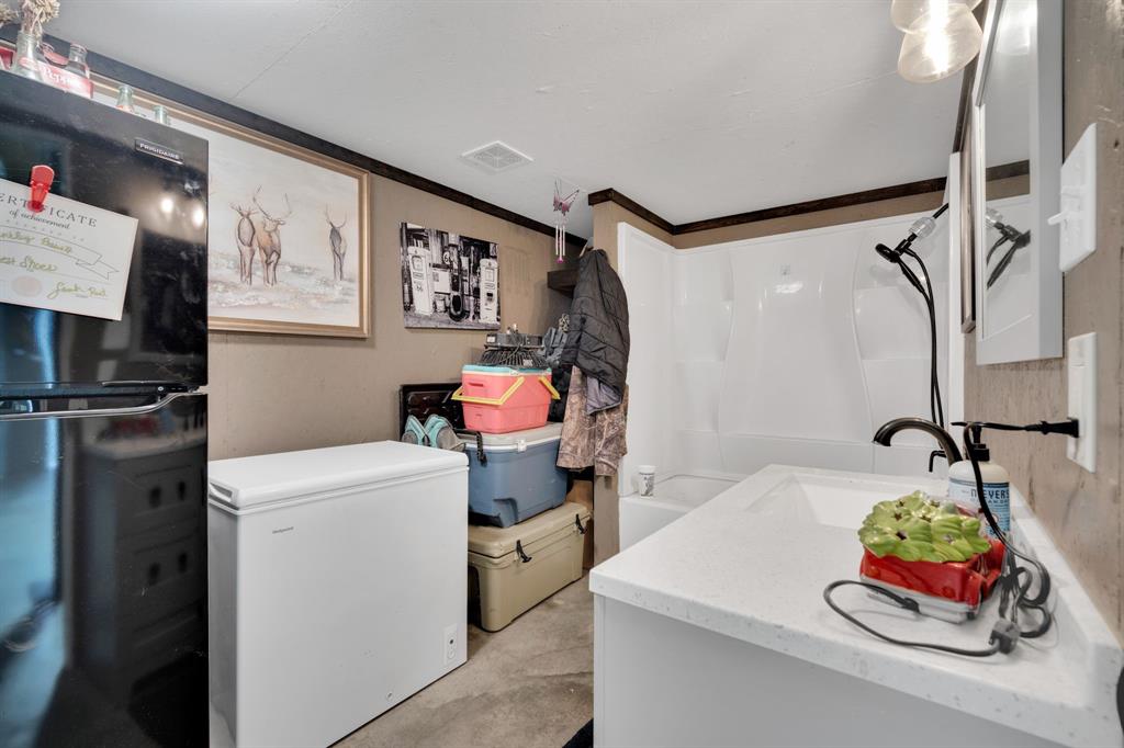 370 Parker Road Palmer, TX 75152 - Photo 12 of 36