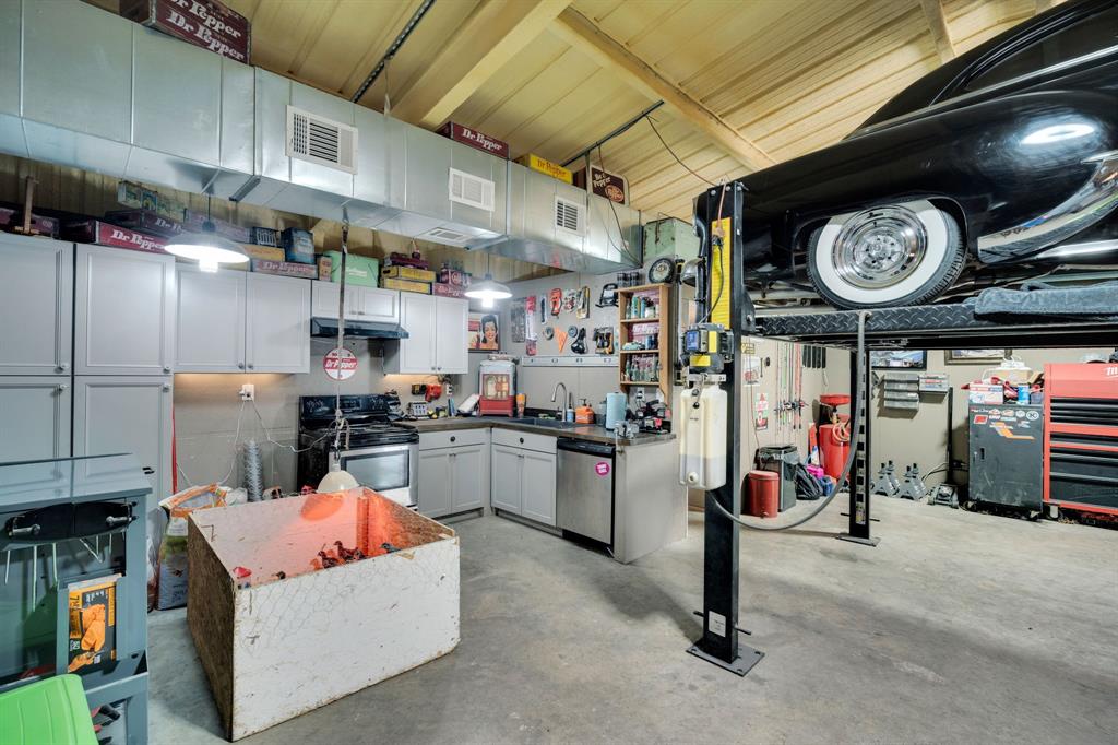 370 Parker Road Palmer, TX 75152 - Photo 14 of 36