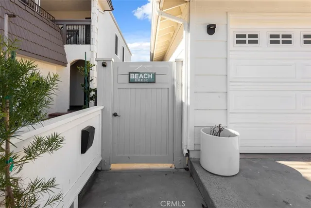 a view of a street with seating space