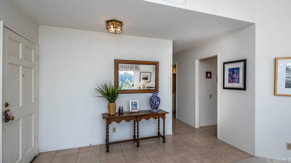 3540 Vista Glen Circle Yorba Linda, CA 92886 - Photo 28 of 31 a living room with furniture and a potted plant