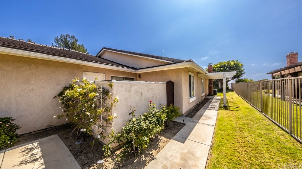 3540 Vista Glen Circle Yorba Linda, CA 92886 - Photo 29 of 31 a swimming pool with potted plants