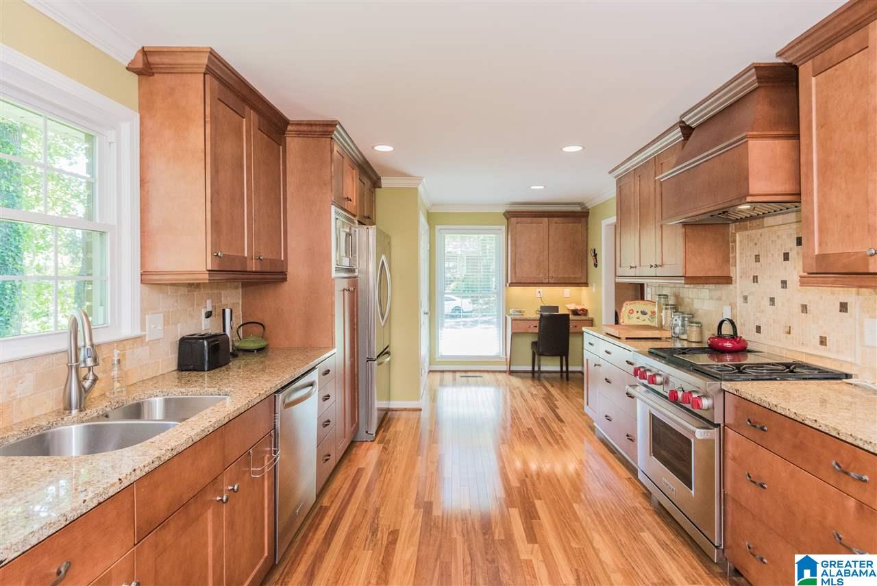 3521 Brookfield Road Birmingham, AL 35226 - Photo 8 of 34