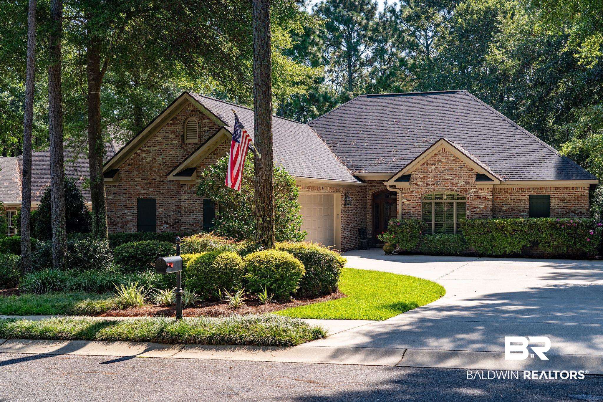 305 Poplar Place Fairhope, AL 36532 - Photo 1 of 36