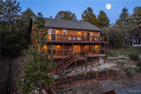 $1,350,000 | 43451 Sheephorn Road, Big Bear Lake, CA 92315