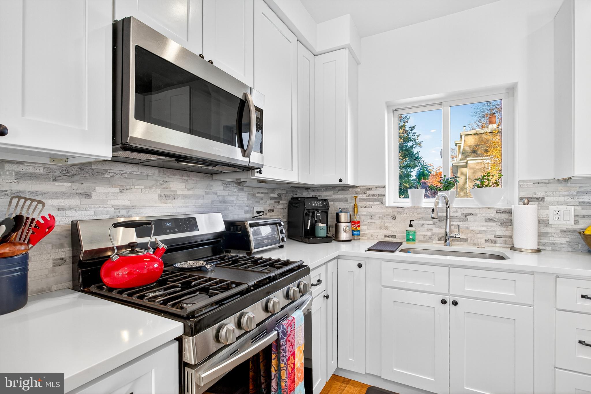 7019 Pipers Glen Way Philadelphia, PA 19119 - Photo 23 of 50