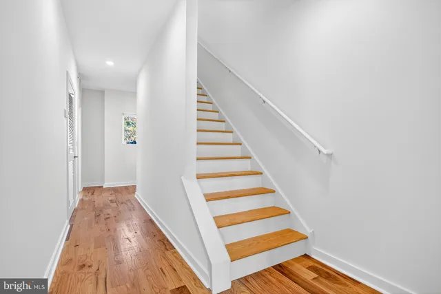 $650,000 | 7019 Pipers Glen Way, Philadelphia, PA 19119