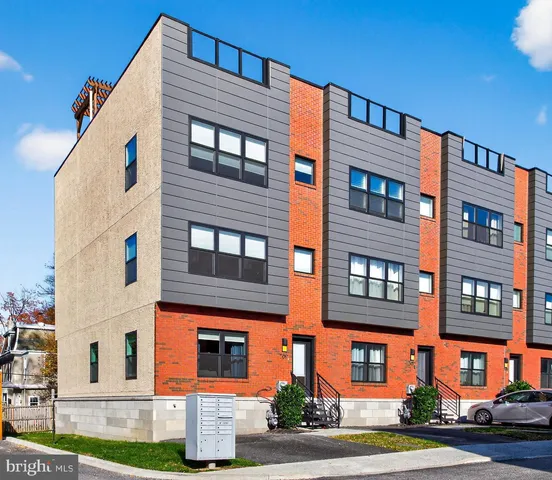 $650,000 | 7019 Pipers Glen Way, Philadelphia, PA 19119