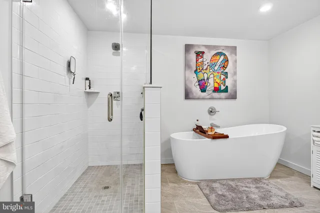 $650,000 | 7019 Pipers Glen Way, Philadelphia, PA 19119