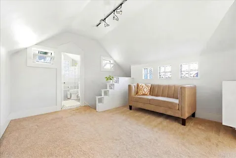 $1,100,000 | 110 West Lewis Street, San Diego, CA 92103