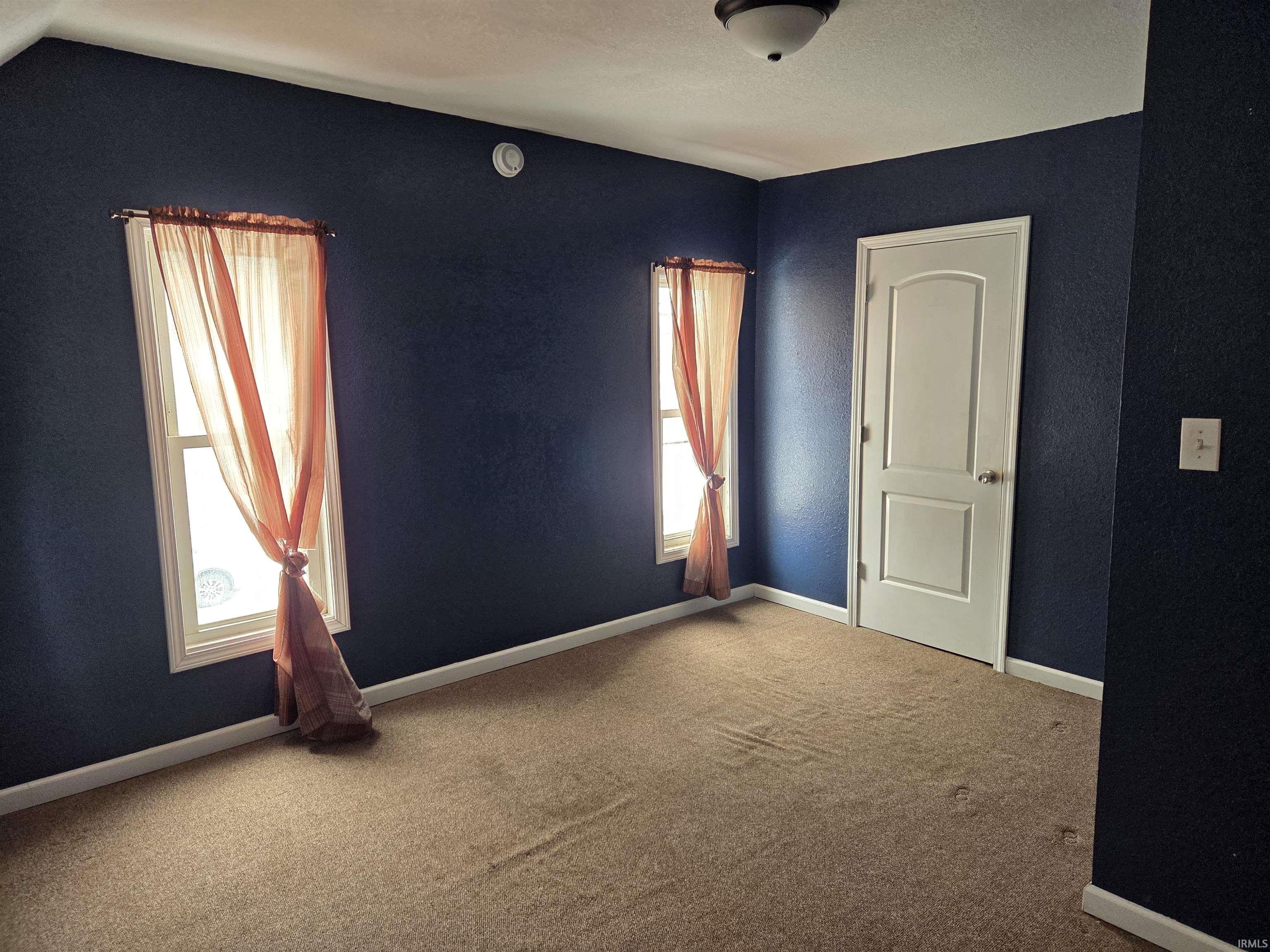 1214 Jefferson Street Rochester, IN 46975 - Photo 3 of 34