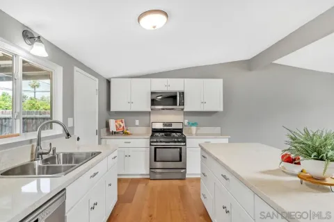$799,000 | 536 Rogue Road, El Cajon, CA 92020