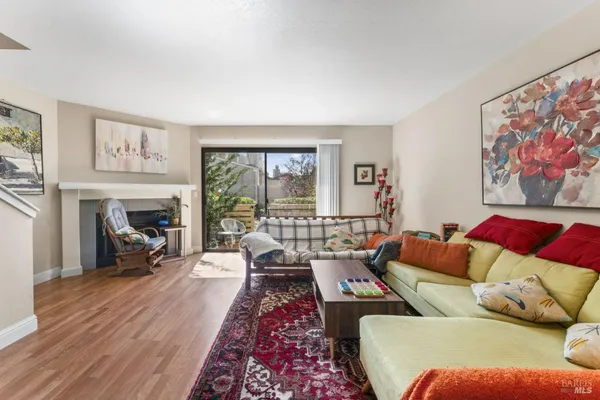 $450,000 | 2142 Chianti Drive, Santa Rosa, CA 95403