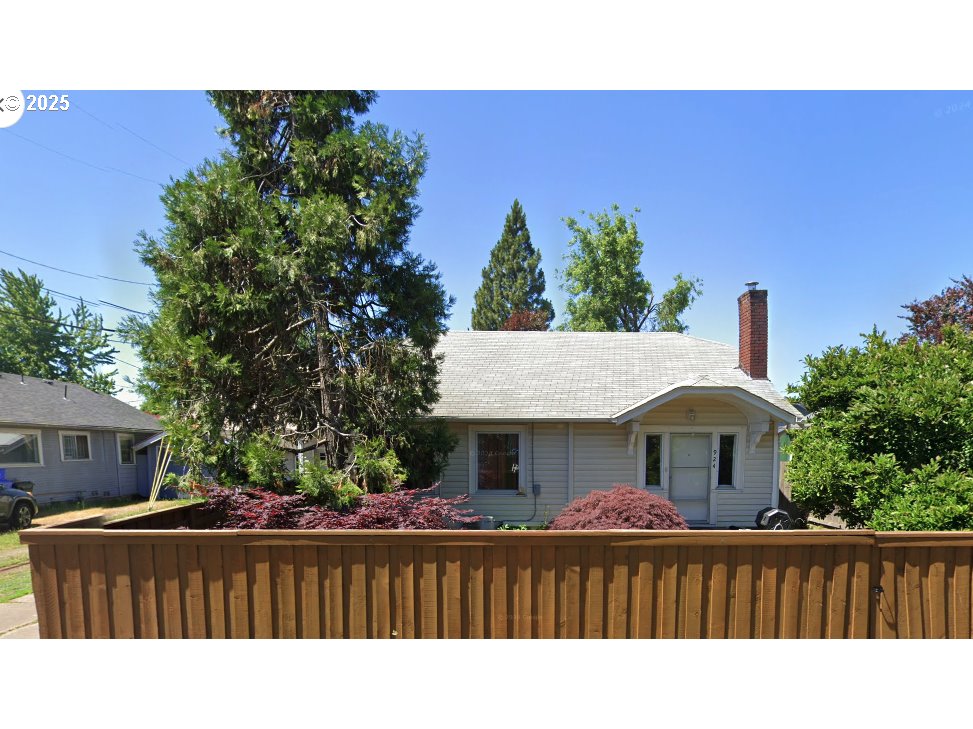 924 Chambers Street Eugene, OR 97402 - Photo 1 of 24