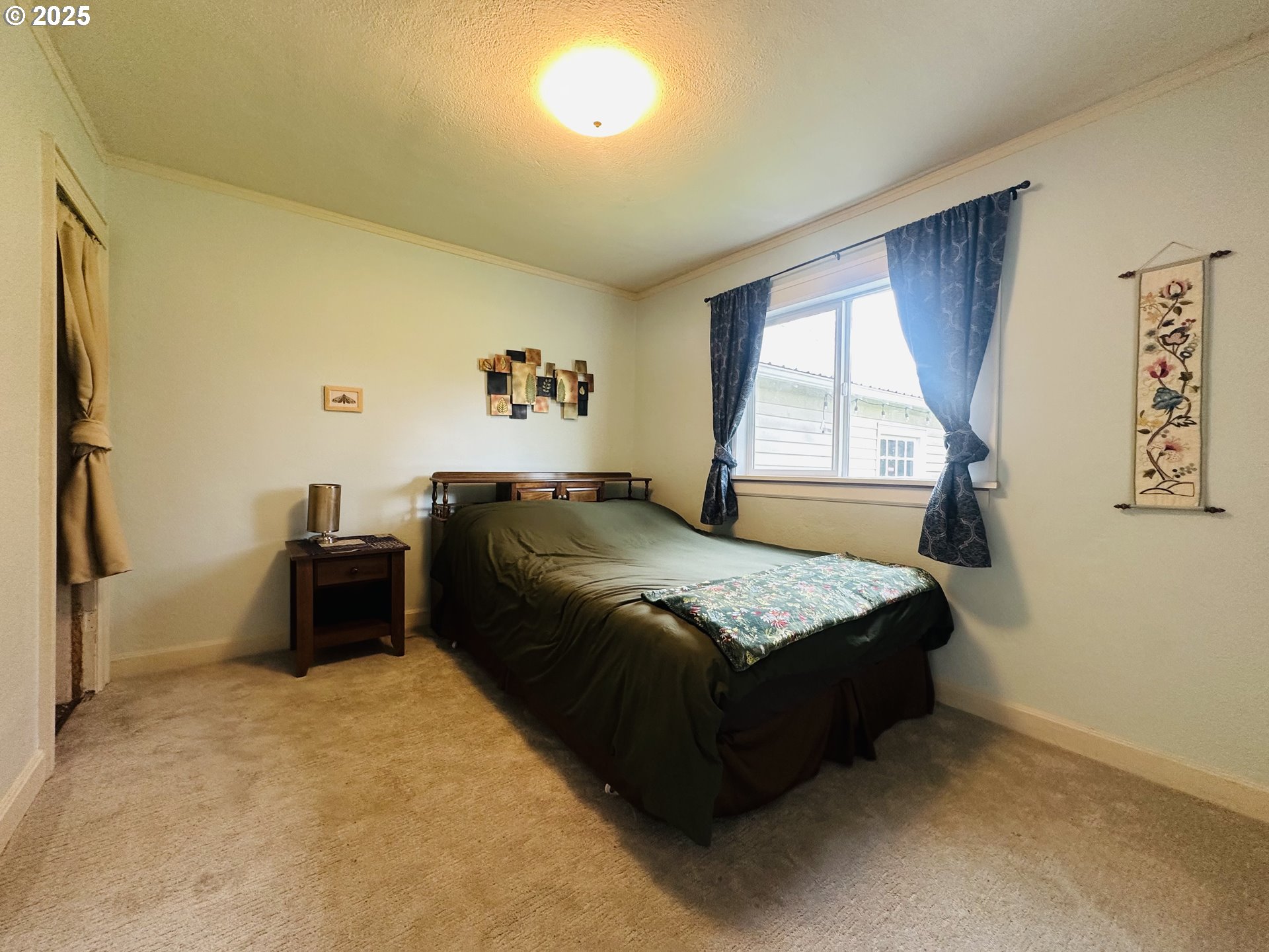 924 Chambers Street Eugene, OR 97402 - Photo 11 of 24