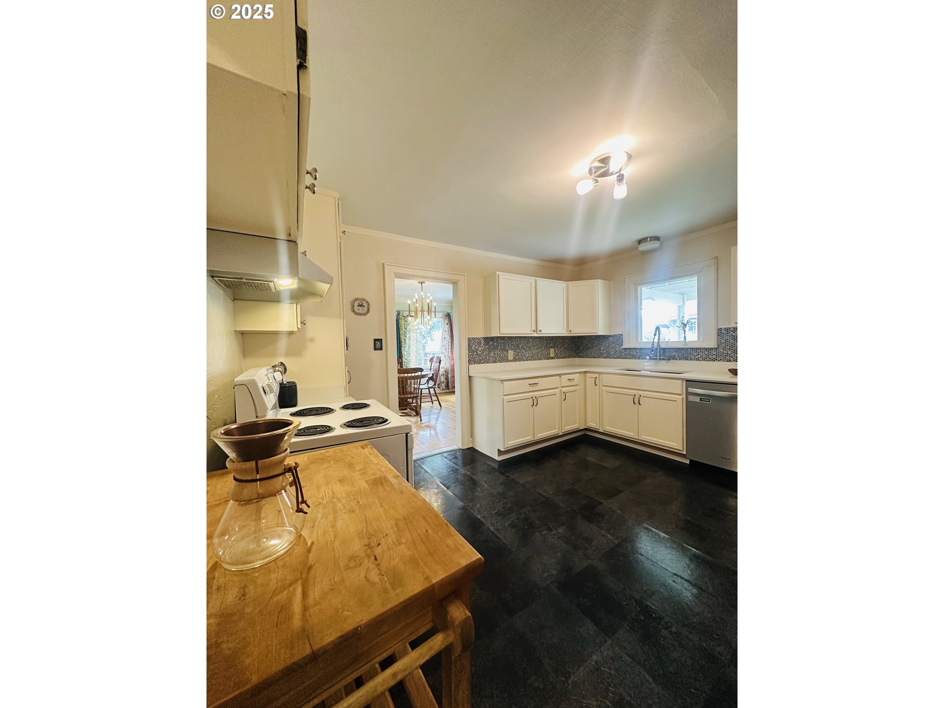 924 Chambers Street Eugene, OR 97402 - Photo 18 of 24