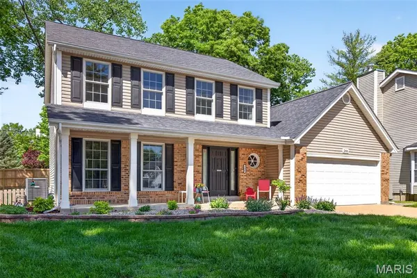 $450,000 | 246 Westridge Parc Lane, Ellisville, MO 63021