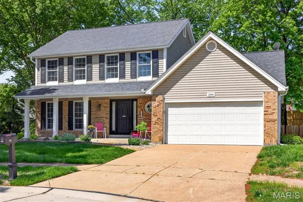 $450,000 | 246 Westridge Parc Lane, Ellisville, MO 63021