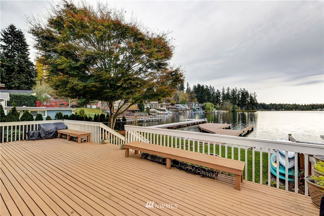 4230 Peninsula Road Stanwood, WA 98292 - Photo 3 of 20 Gallery Image 3