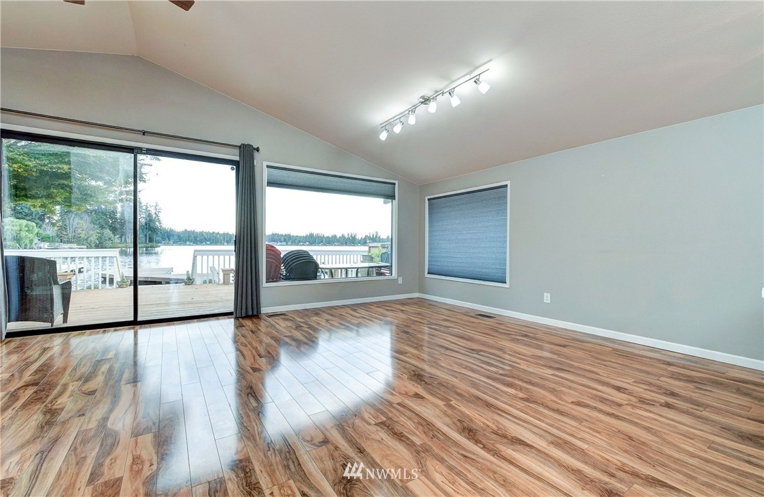 4230 Peninsula Road Stanwood, WA 98292 - Photo 8 of 20 Gallery Image 8
