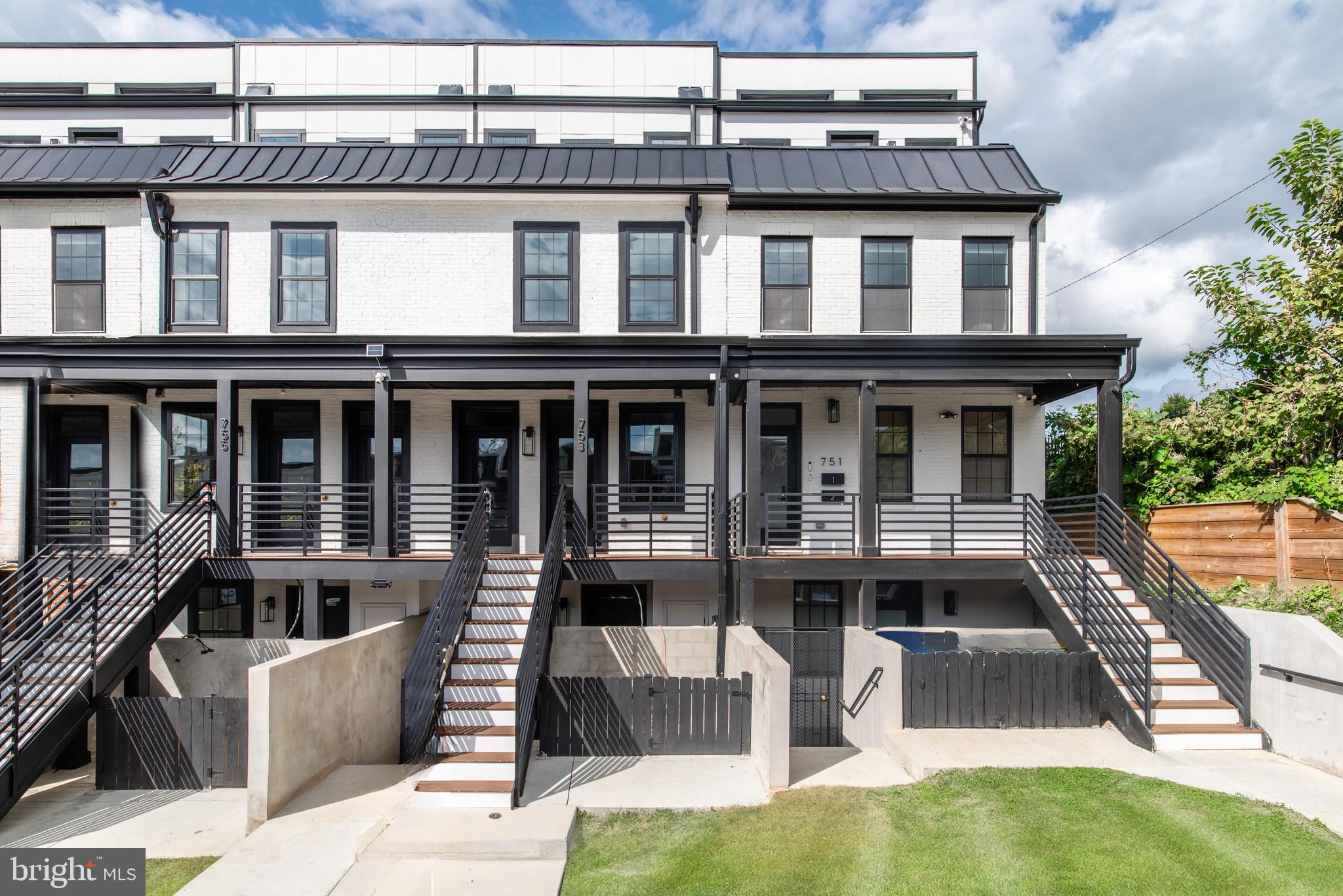 753 Columbia Road Northwest, Unit 1 Washington, DC 20001 - Photo 15 of 15