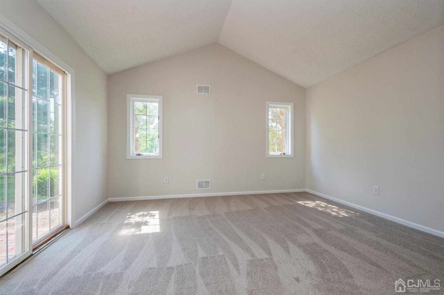 64 Winthrop Road Monroe Township, NJ 08831 - Photo 14 of 25 Gallery Image 14