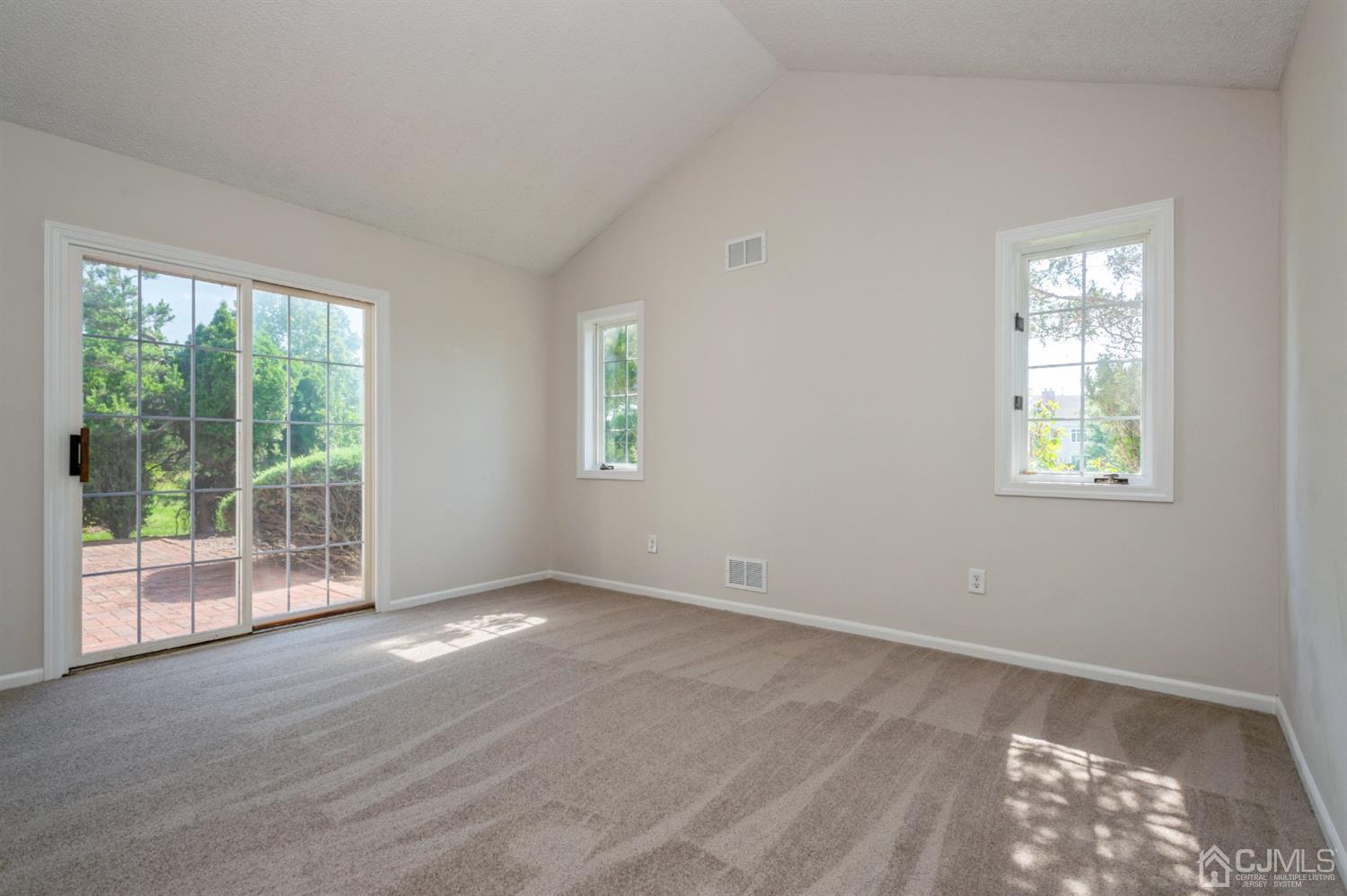 64 Winthrop Road Monroe Township, NJ 08831 - Photo 15 of 25 Gallery Image 15