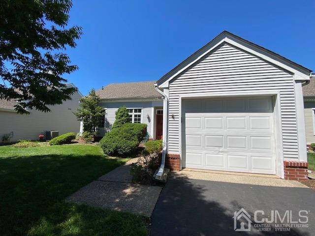 64 Winthrop Road Monroe Township, NJ 08831 - Photo 3 of 25 Gallery Image 3