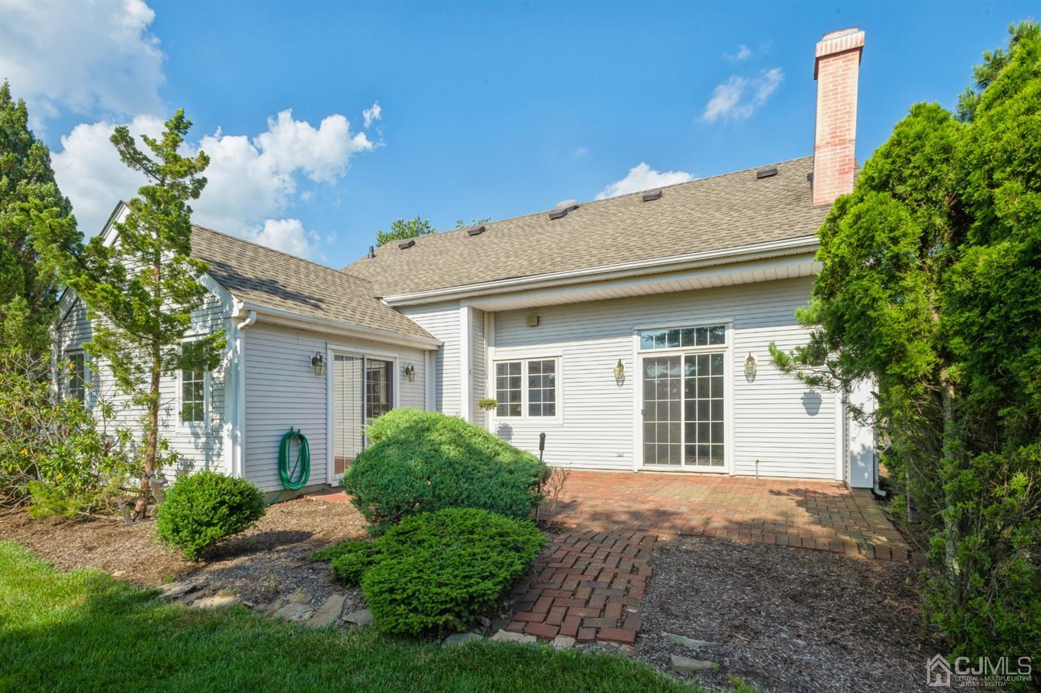 64 Winthrop Road Monroe Township, NJ 08831 - Photo 23 of 25 Gallery Image 23
