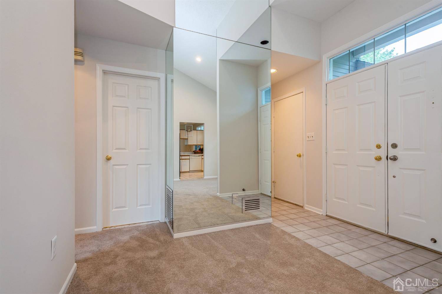 64 Winthrop Road Monroe Township, NJ 08831 - Photo 7 of 25 Gallery Image 7