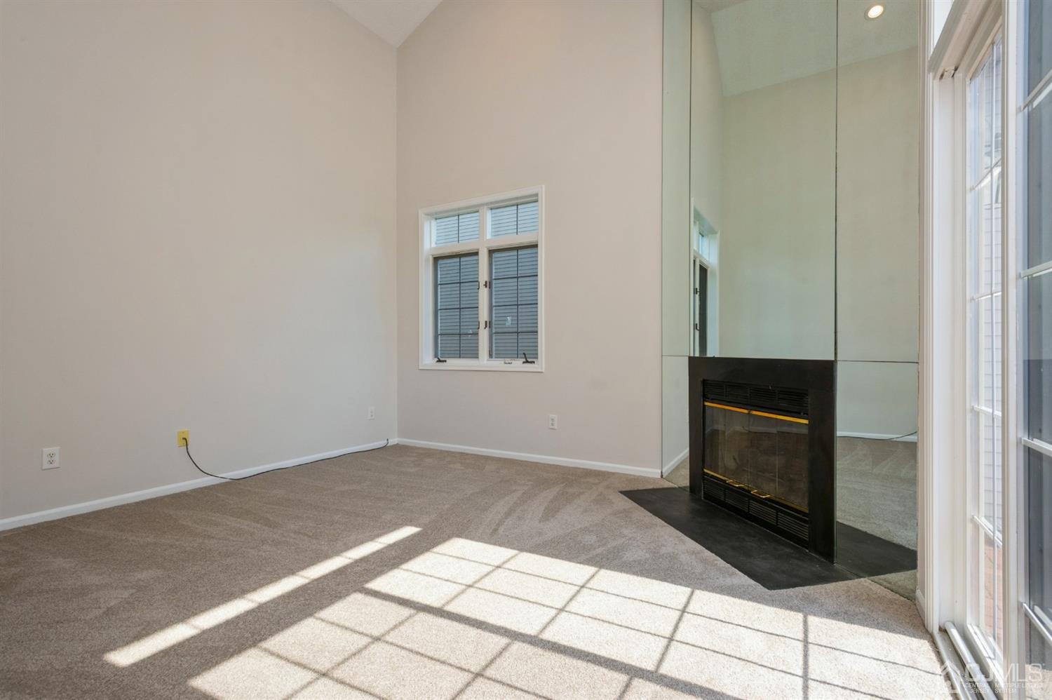 64 Winthrop Road Monroe Township, NJ 08831 - Photo 10 of 25 Gallery Image 10
