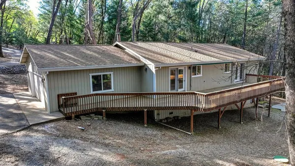 $590,000 | 1033 R And R Place, Colfax, CA 95713