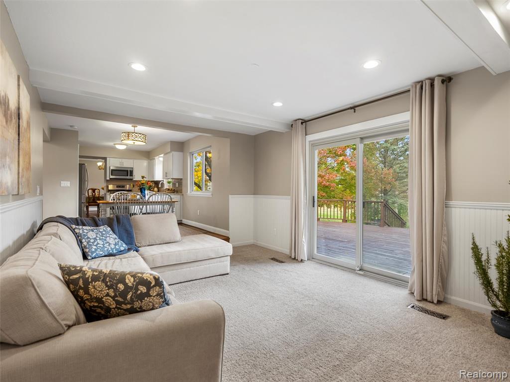 864 Dressler Lane Rochester Hills, MI 48307 - Photo 6 of 65