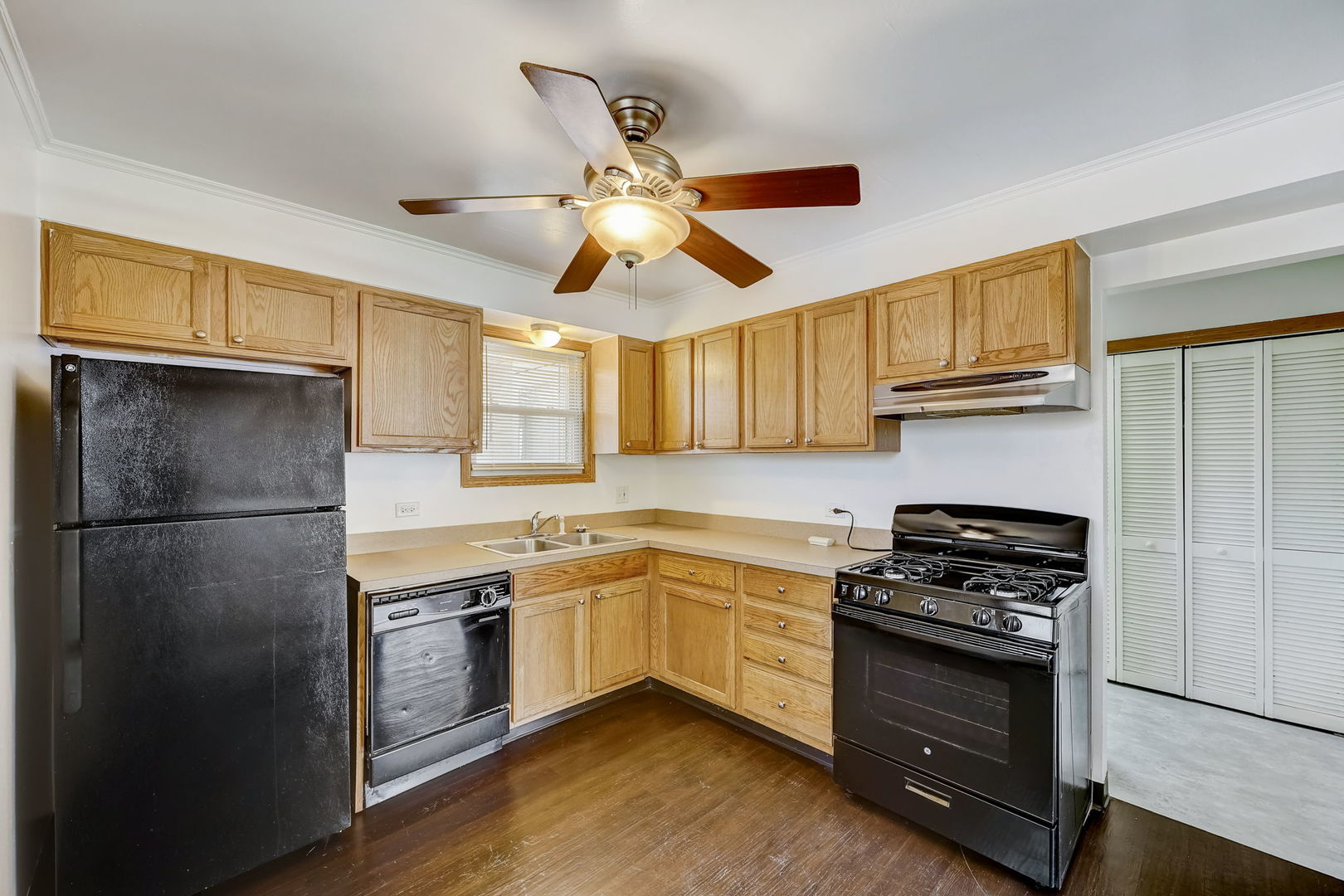 10 Monee Road Park Forest, IL 60466 - Photo 5 of 15 Gallery Image 5