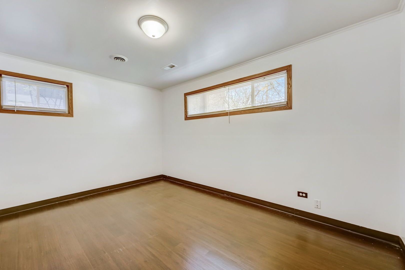 10 Monee Road Park Forest, IL 60466 - Photo 7 of 15 Gallery Image 7