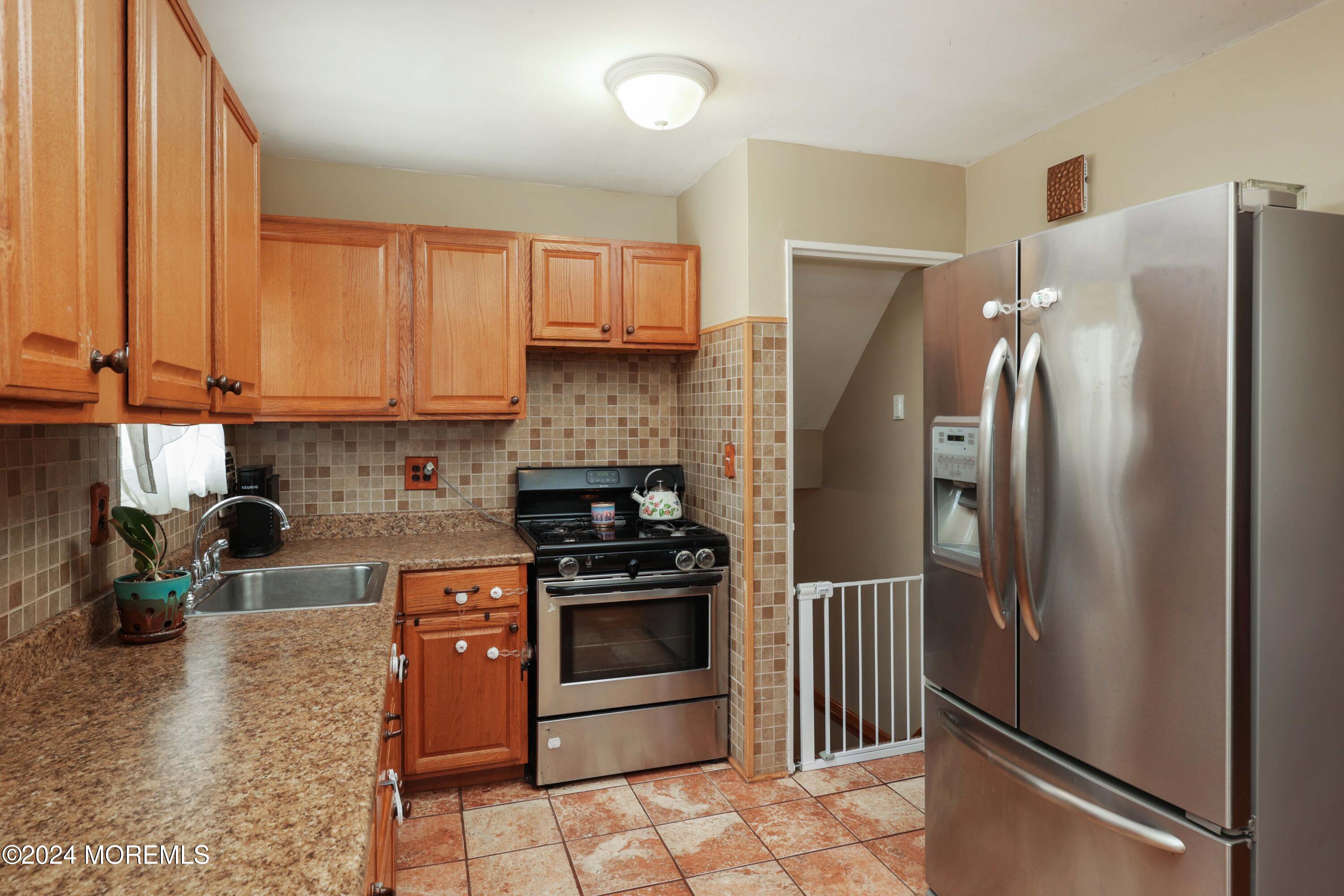 204 West Hill Road Colonia, NJ 07067 - Photo 13 of 39 758A9879